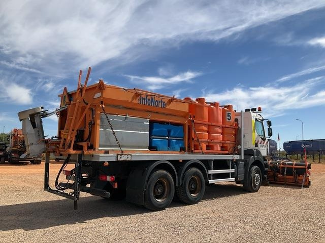 Renault Kerax 380DXI - Снегоуборочная машина: фото 3 Renault Kerax 380DXI - Снегоуборочная машина: фото 3