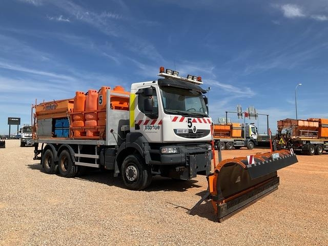 Renault Kerax 380DXI - Снегоуборочная машина: фото 4 Renault Kerax 380DXI - Снегоуборочная машина: фото 4