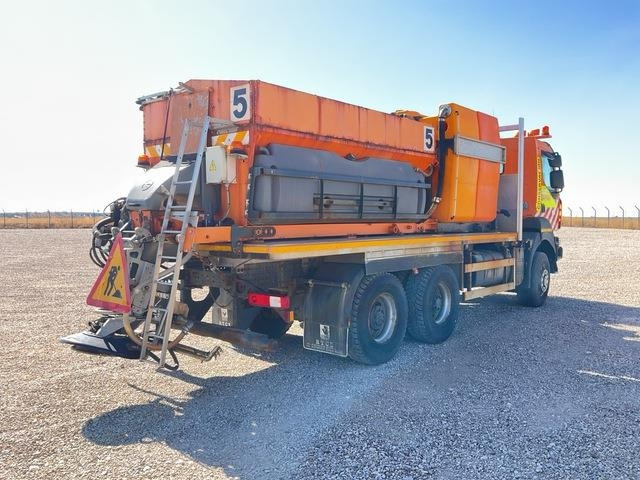 Renault Kerax 430DXI - Снегоуборочная машина: фото 3 Renault Kerax 430DXI - Снегоуборочная машина: фото 3