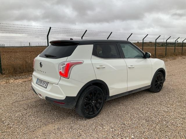 Ssangyong Tivoli - Легковой автомобиль: фото 3 Ssangyong Tivoli - Легковой автомобиль: фото 3