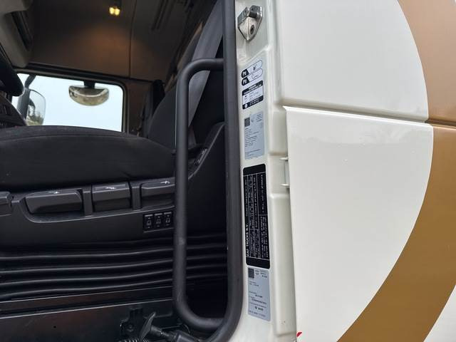 Грузовик-контейнеровоз/ Сменный кузов DAF XF450: фото 15