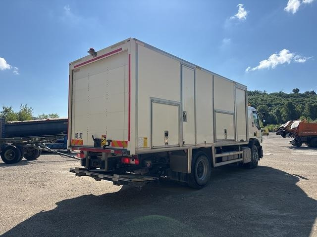 Renault C380 - Грузовик с закрытым кузовом: фото 4 Renault C380 - Грузовик с закрытым кузовом: фото 4