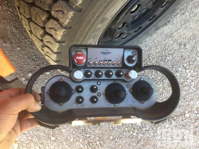 Rivard - Mercedes-Benz EXVAC - Arocs 3253 8x4 в лизинг Rivard - Mercedes-Benz EXVAC - Arocs 3253 8x4: фото 20