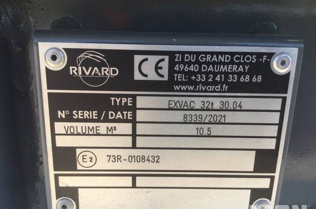 Ассенизатор Rivard - Mercedes-Benz EXVAC - Arocs 3253 8x4: фото 17