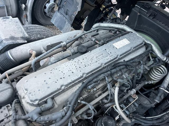 Тягач Iveco S-Way 460: фото 24