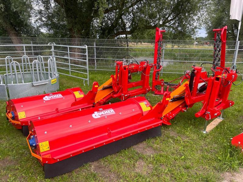 Dücker USM 15 VR4 - Боковая косилка-измельчитель: фото 1 Dücker USM 15 VR4 - Боковая косилка-измельчитель: фото 1