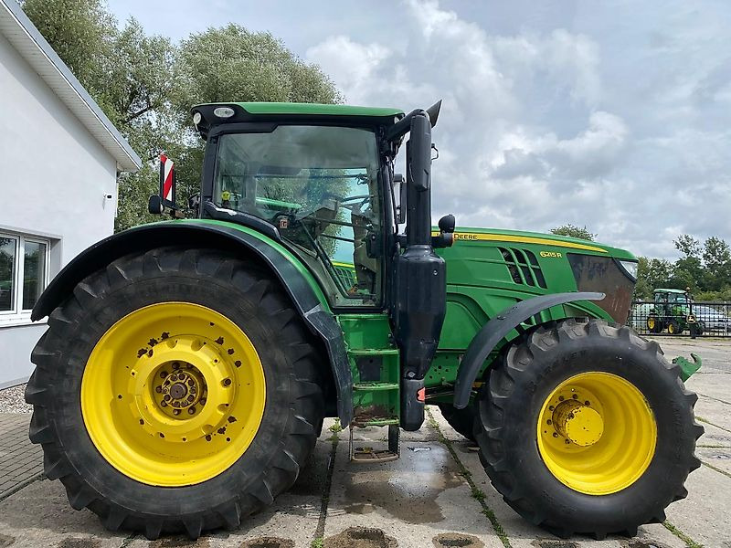 John Deere 6215R AutoPowr Frontzapfwelle - Трактор: фото 5 John Deere 6215R AutoPowr Frontzapfwelle - Трактор: фото 5