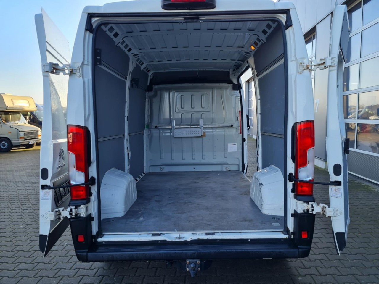 Citroen Jumper 33 Kasten L2H2 AHK KLIMA KAMERA TEMPOMAT - Легковой фургон: фото 5 Citroen Jumper 33 Kasten L2H2 AHK KLIMA KAMERA TEMPOMAT - Легковой фургон: фото 5