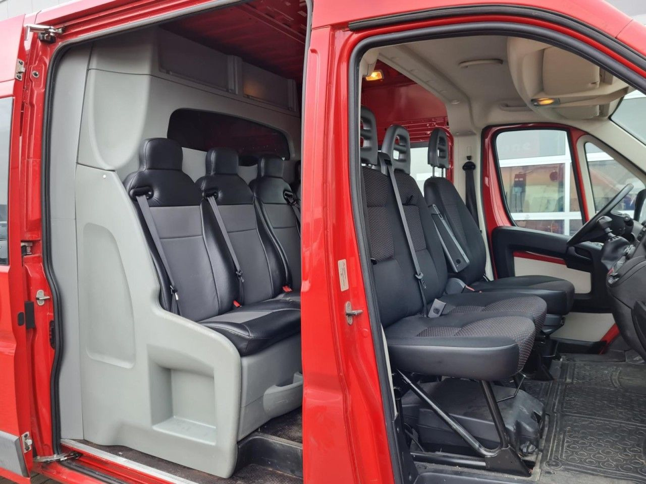 Citroën Jumper 35 Kasten L3H2 Doka 7-Sitze AHK KLIMA KAM - Цельнометаллический фургон, Грузопассажирский фургон: фото 5 Citroën Jumper 35 Kasten L3H2 Doka 7-Sitze AHK KLIMA KAM - Цельнометаллический фургон, Грузопассажирский фургон: фото 5