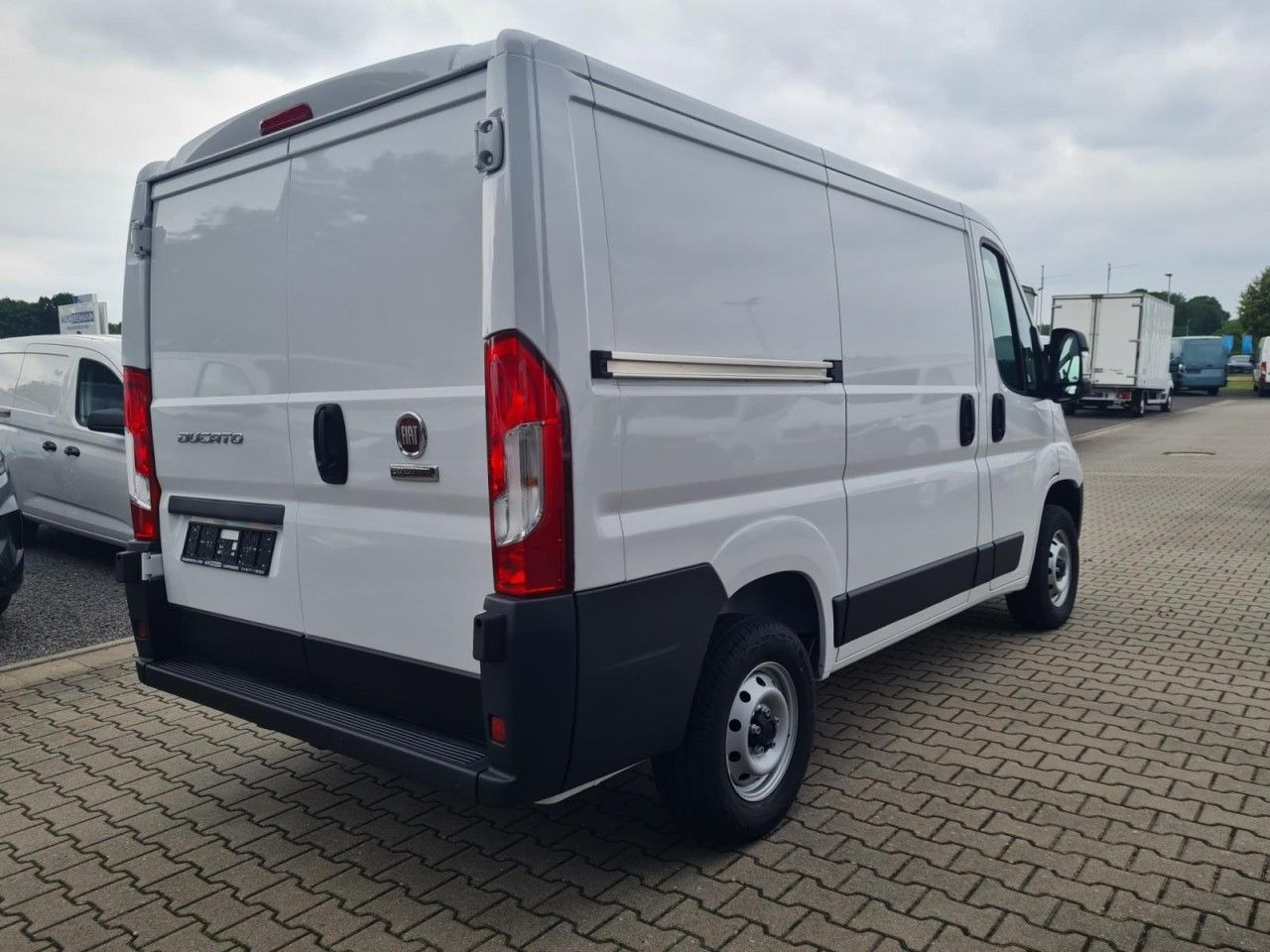 Fiat Ducato 30 Kasten L1H1 KLIMA PDC REGALE TEMPOMAT - Легковой фургон: фото 5 Fiat Ducato 30 Kasten L1H1 KLIMA PDC REGALE TEMPOMAT - Легковой фургон: фото 5