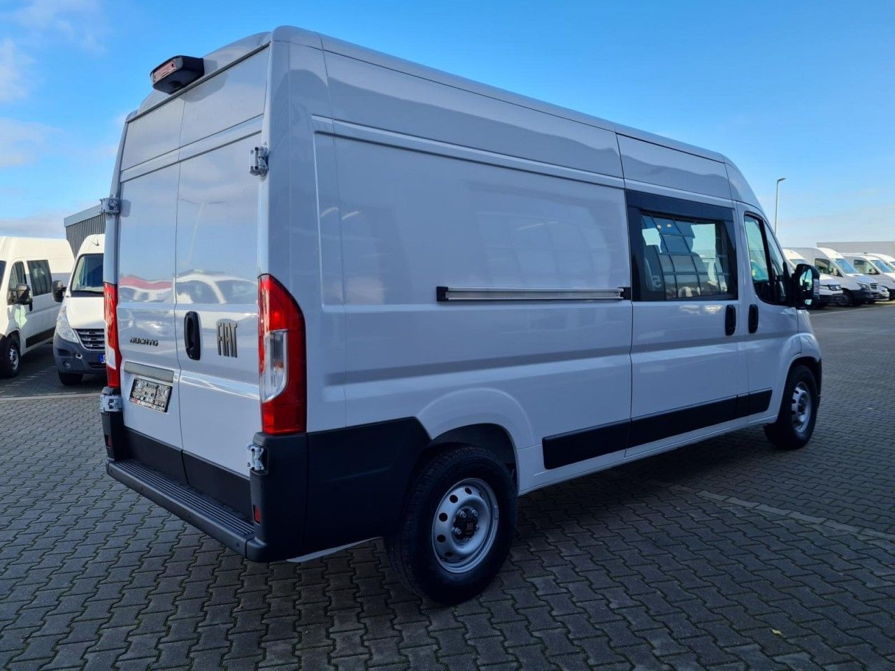 Fiat Ducato 35 Kasten Doka 6-Sitze L3H2 AG KLIMA Navi - Цельнометаллический фургон, Грузопассажирский фургон: фото 4 Fiat Ducato 35 Kasten Doka 6-Sitze L3H2 AG KLIMA Navi - Цельнометаллический фургон, Грузопассажирский фургон: фото 4