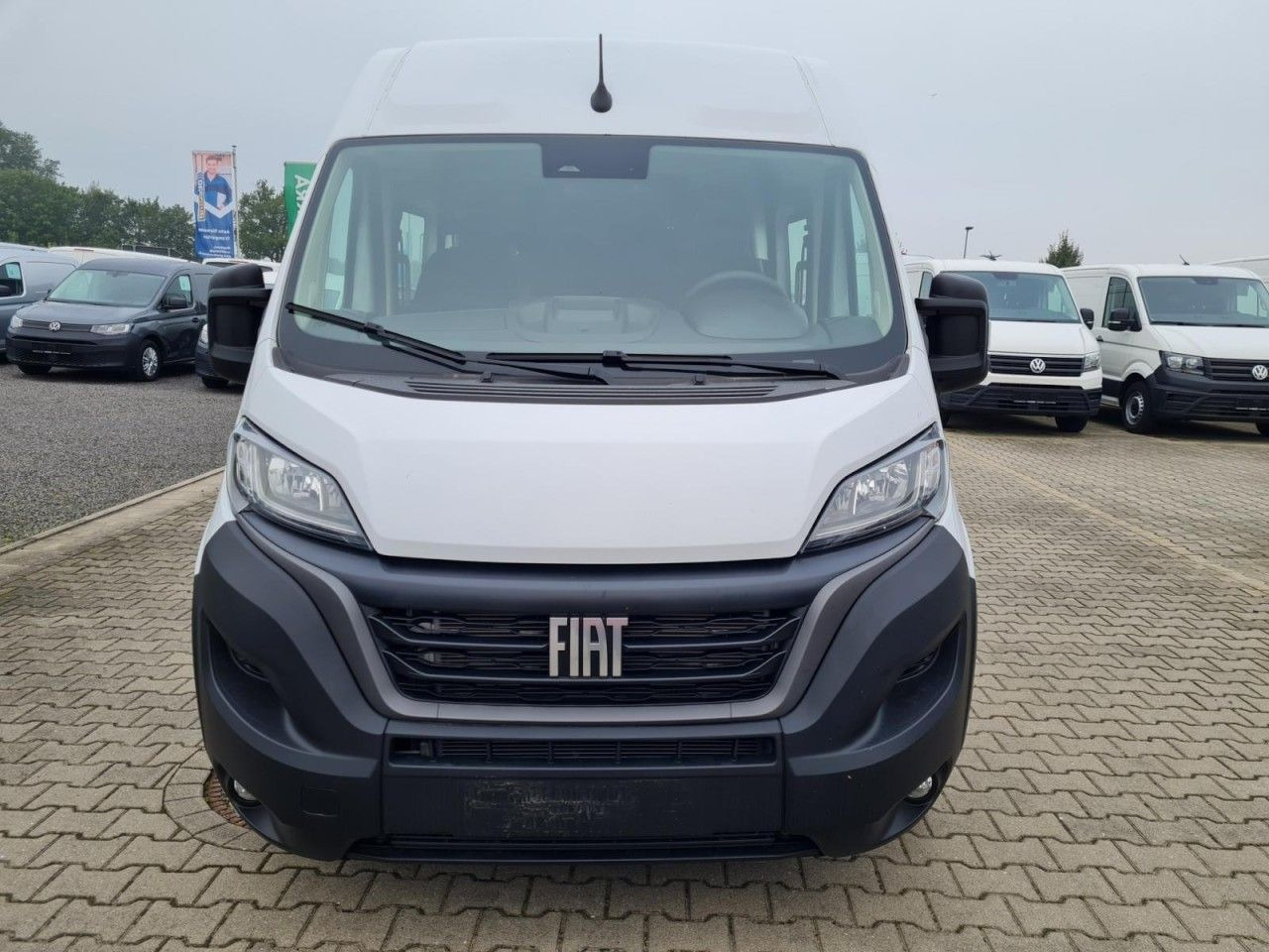 Fiat Ducato 35 Kasten Doka 7-Sitze 2x Schiebetür Maxi - Цельнометаллический фургон, Грузопассажирский фургон: фото 2 Fiat Ducato 35 Kasten Doka 7-Sitze 2x Schiebetür Maxi - Цельнометаллический фургон, Грузопассажирский фургон: фото 2