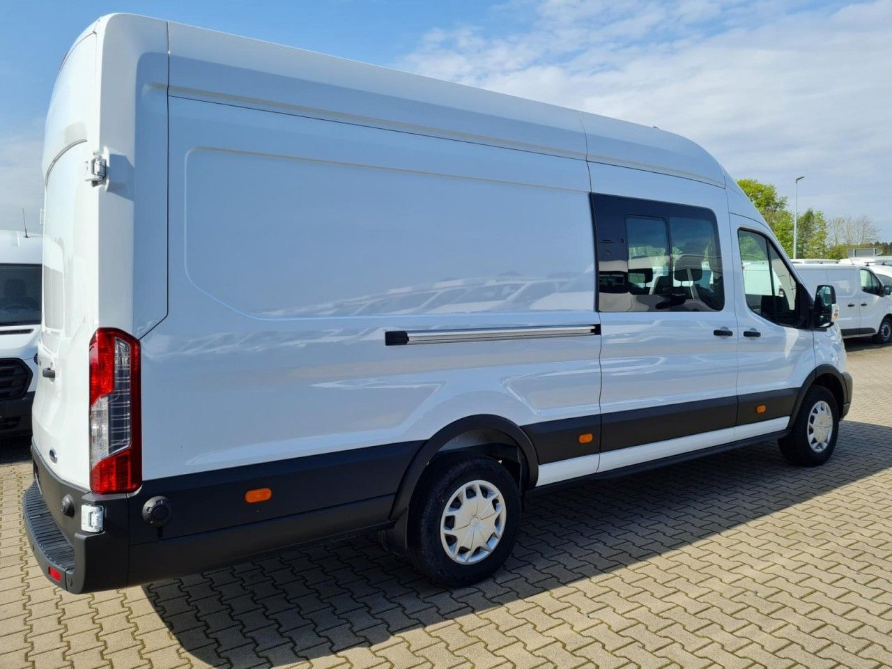 Ford Transit 350 Kasten Doka L4H3 Trend Mixto RWD - Цельнометаллический фургон, Грузопассажирский фургон: фото 4 Ford Transit 350 Kasten Doka L4H3 Trend Mixto RWD - Цельнометаллический фургон, Грузопассажирский фургон: фото 4