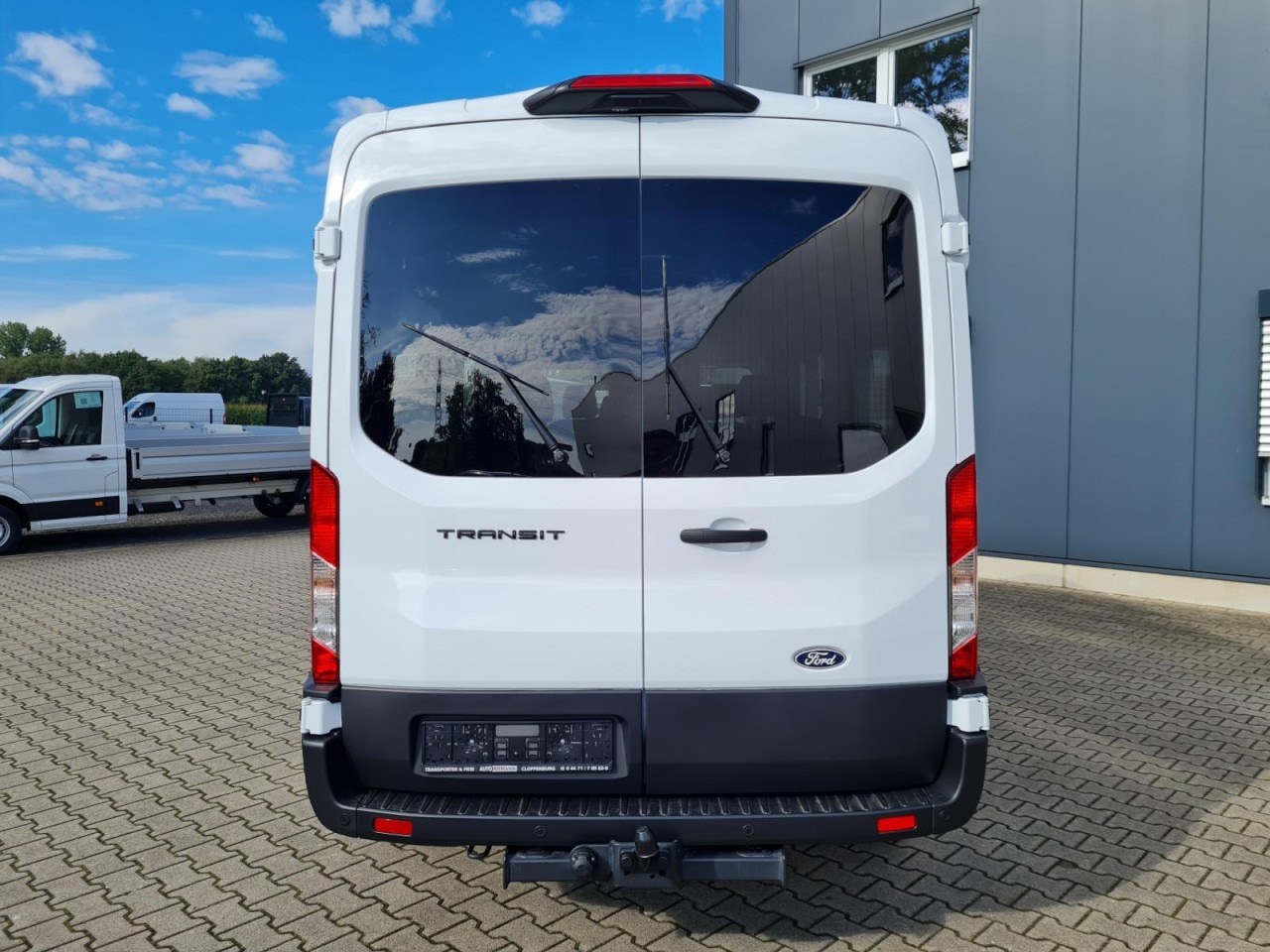 Ford Transit 350 Kombi TDCi L3 H2 Trend 9 Sitzer AHK - Микроавтобус, Пассажирский фургон: фото 5 Ford Transit 350 Kombi TDCi L3 H2 Trend 9 Sitzer AHK - Микроавтобус, Пассажирский фургон: фото 5