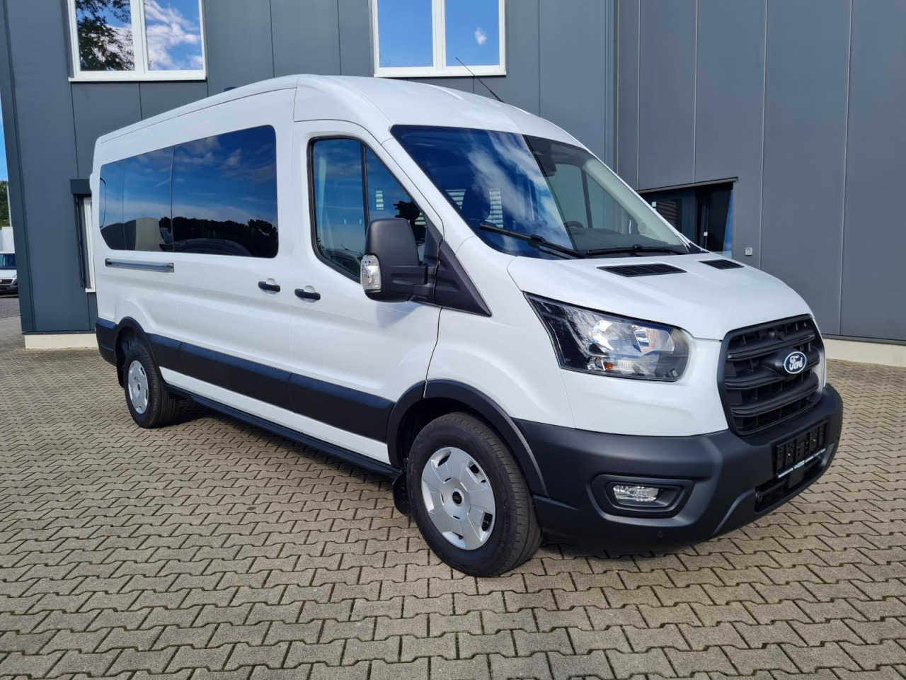 Ford Transit 350 Kombi TDCi L3 Trend 9 Sitzer AUTOMATIK - Микроавтобус, Пассажирский фургон: фото 3 Ford Transit 350 Kombi TDCi L3 Trend 9 Sitzer AUTOMATIK - Микроавтобус, Пассажирский фургон: фото 3