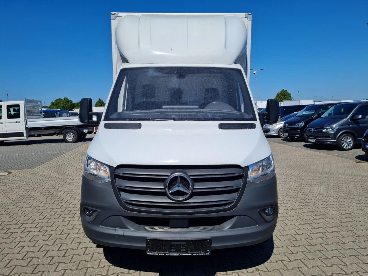 Mercedes-Benz Sprinter 315 Möbel Koffer RWD KLIMA KOMFORT TEMP - Фургон с закрытым кузовом: фото 2 Mercedes-Benz Sprinter 315 Möbel Koffer RWD KLIMA KOMFORT TEMP - Фургон с закрытым кузовом: фото 2