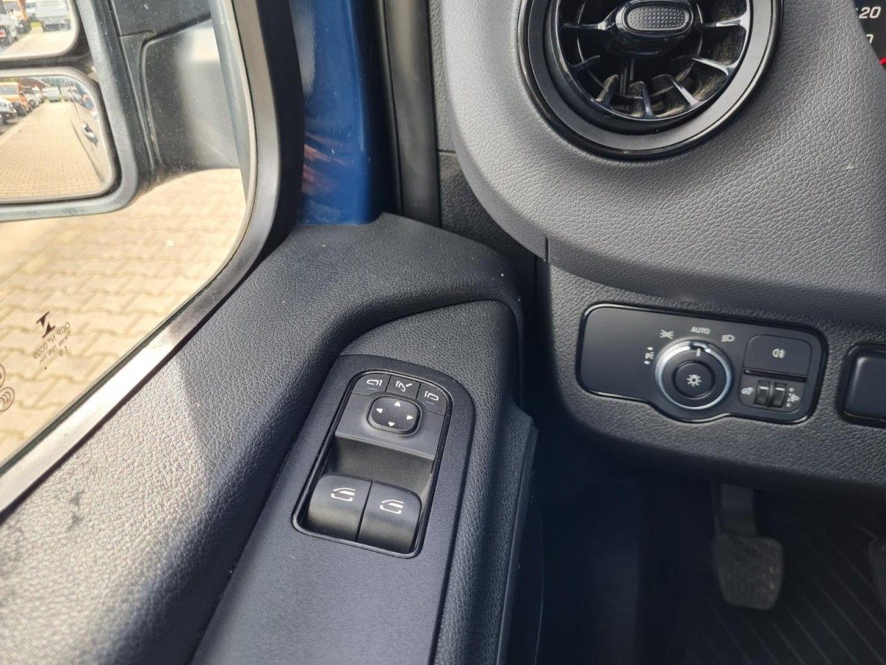 Цельнометаллический фургон Mercedes-Benz Sprinter 316 Kasten CDI MR RWD AHK MBUX KAMERA: фото 27
