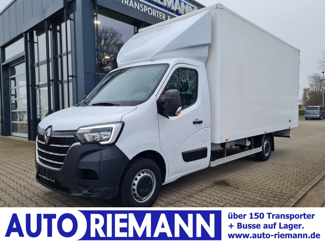 Renault Master 3.5t Möbel Koffer mit 10 Pal. Plätze TEMPOMAT - Фургон с закрытым кузовом: фото 1 Renault Master 3.5t Möbel Koffer mit 10 Pal. Plätze TEMPOMAT - Фургон с закрытым кузовом: фото 1