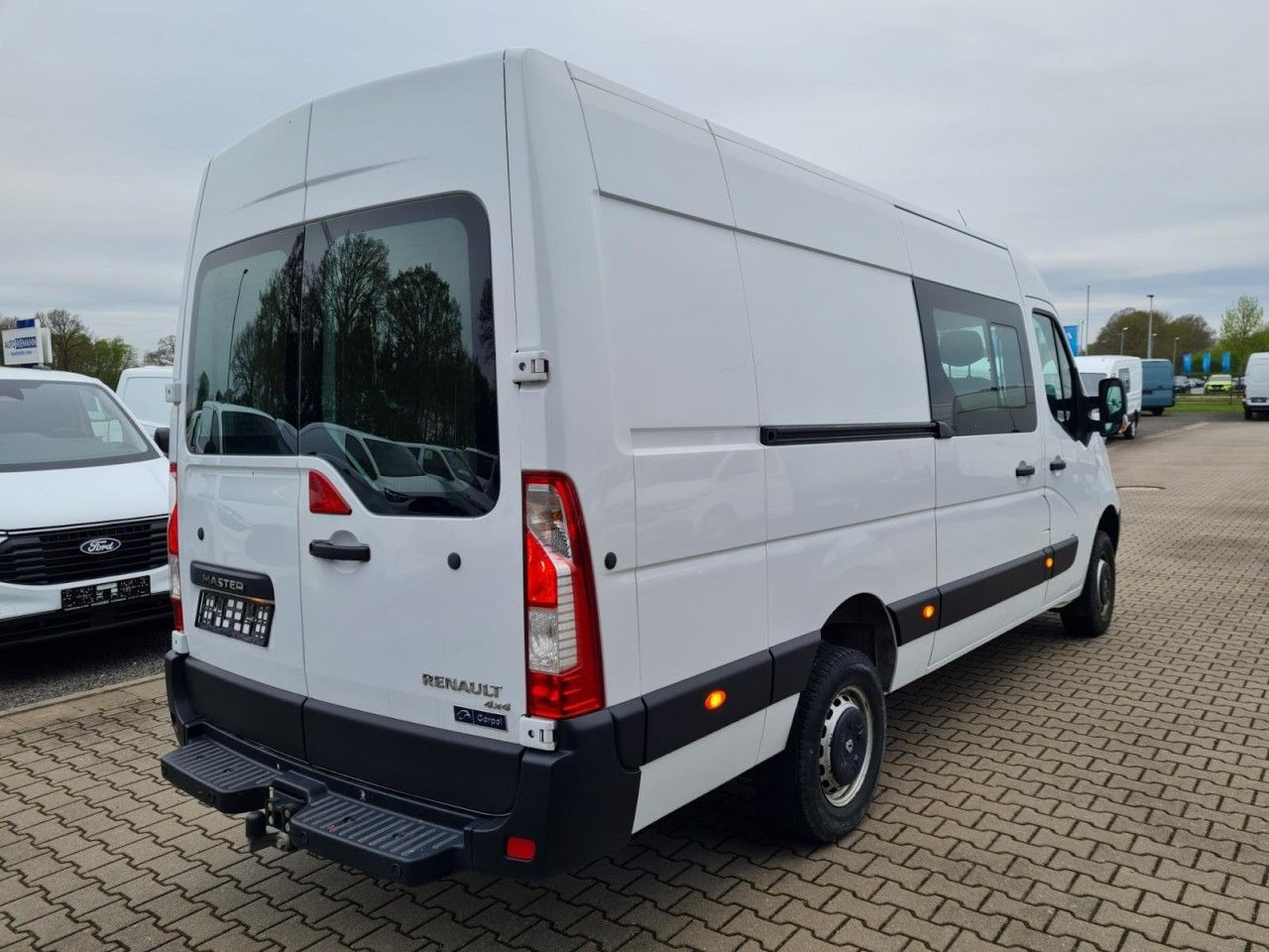 Renault Master 35 Kasten LR Doka 6-Sitze 4x4 Allrad AHK - Цельнометаллический фургон, Грузопассажирский фургон: фото 4 Renault Master 35 Kasten LR Doka 6-Sitze 4x4 Allrad AHK - Цельнометаллический фургон, Грузопассажирский фургон: фото 4