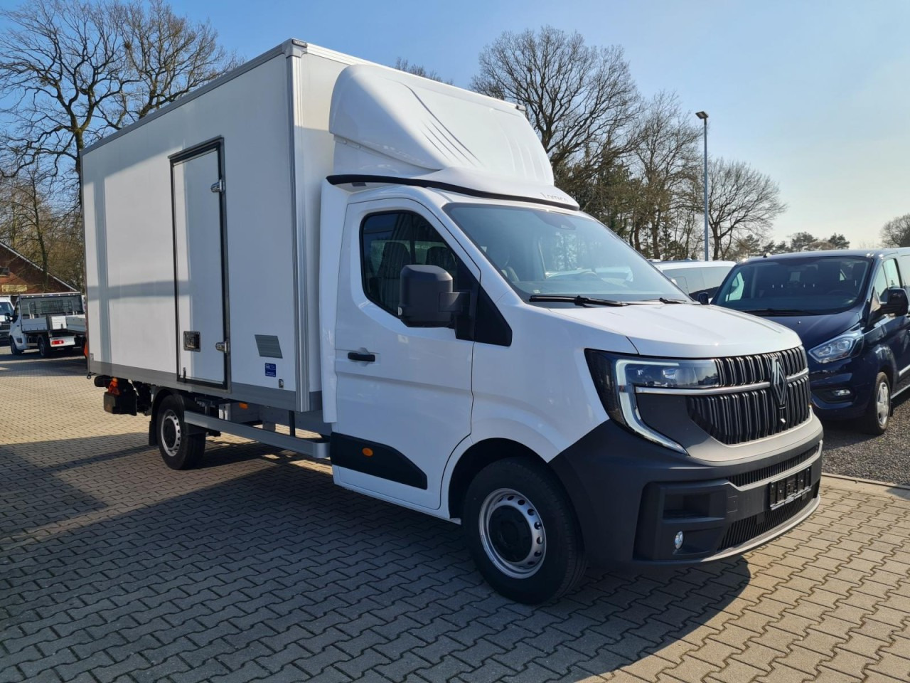 Renault Master 35 New Möbel Koffer LBW KAMERA LUFTFEDERUNG - Фургон с закрытым кузовом: фото 3 Renault Master 35 New Möbel Koffer LBW KAMERA LUFTFEDERUNG - Фургон с закрытым кузовом: фото 3