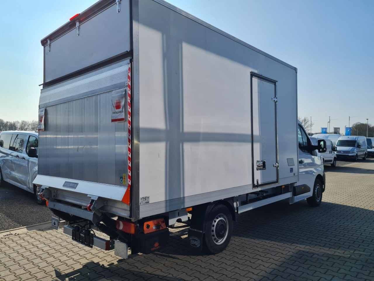 Renault Master 35 New Möbel Koffer LBW KAMERA LUFTFEDERUNG - Фургон с закрытым кузовом: фото 4 Renault Master 35 New Möbel Koffer LBW KAMERA LUFTFEDERUNG - Фургон с закрытым кузовом: фото 4