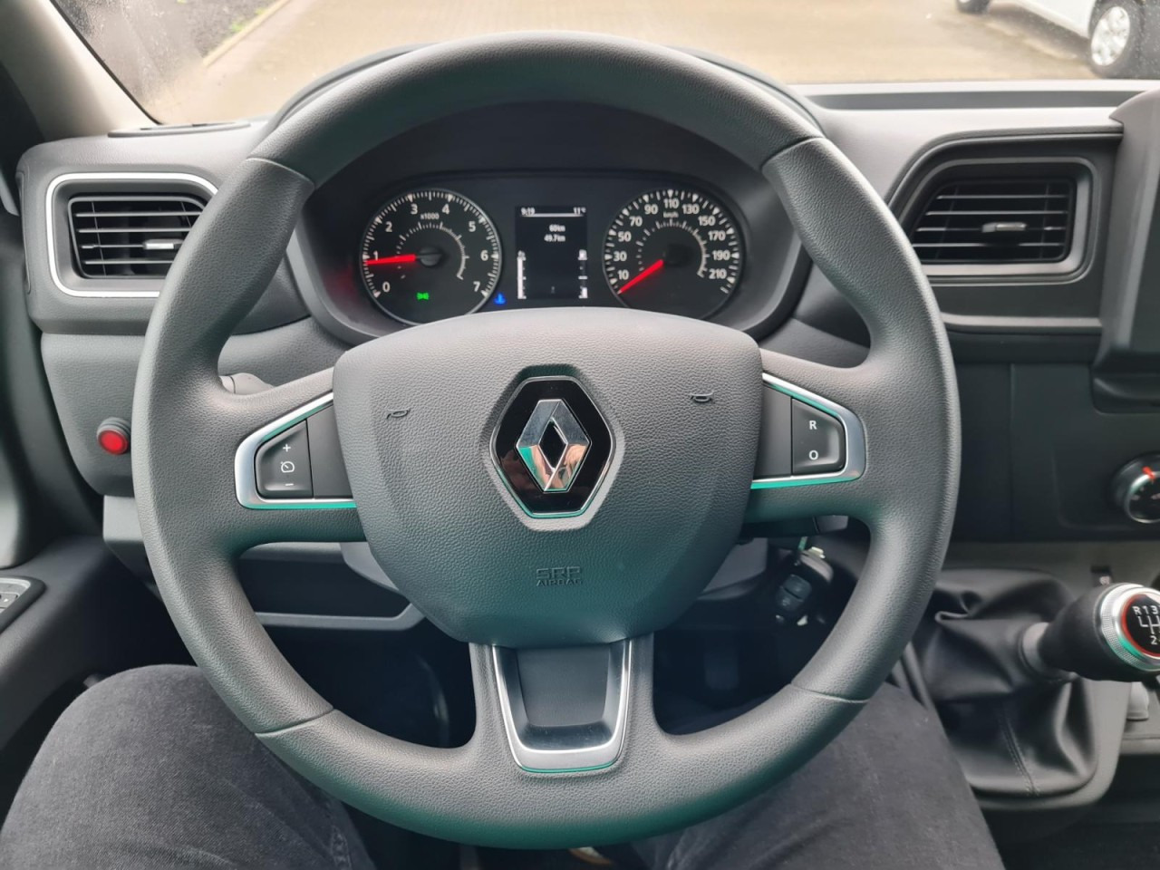 Тентованный фургон Renault Master 35 Pritsche Schiebe Plane LBW LUFTFEDERUNG: фото 11 Тентованный фургон Renault Master 35 Pritsche Schiebe Plane LBW LUFTFEDERUNG: фото 11