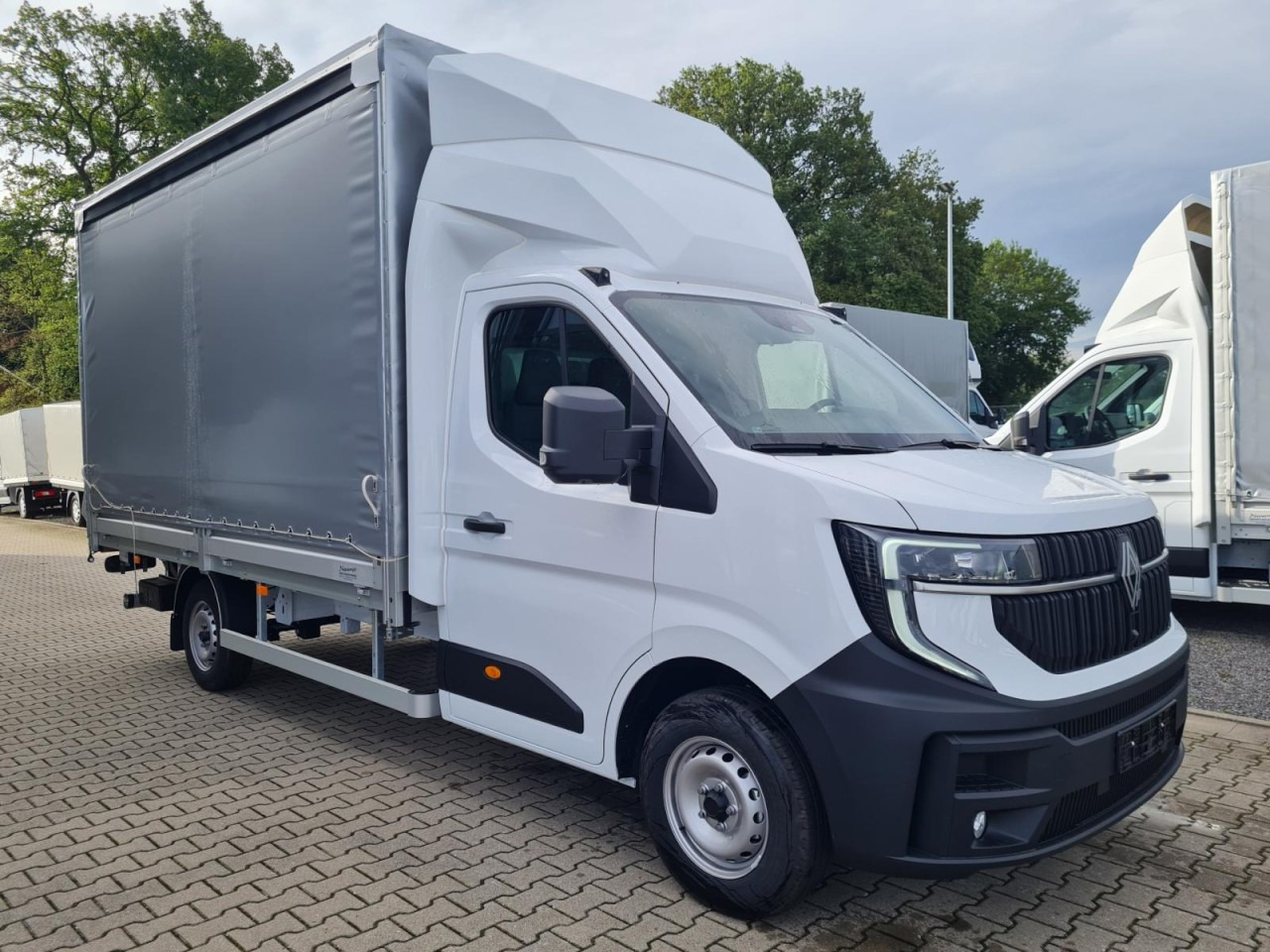 Renault Master Pritsche Schiebe Plane LBW Luftfederung - Тентованный фургон: фото 3 Renault Master Pritsche Schiebe Plane LBW Luftfederung - Тентованный фургон: фото 3