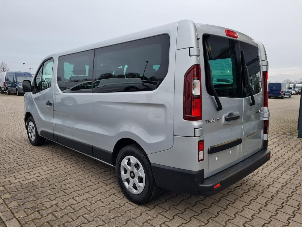 Легковой автомобиль Renault Trafic Kombi 9-Sitze L2 Grand Equilibre KLIMA TE: фото 7