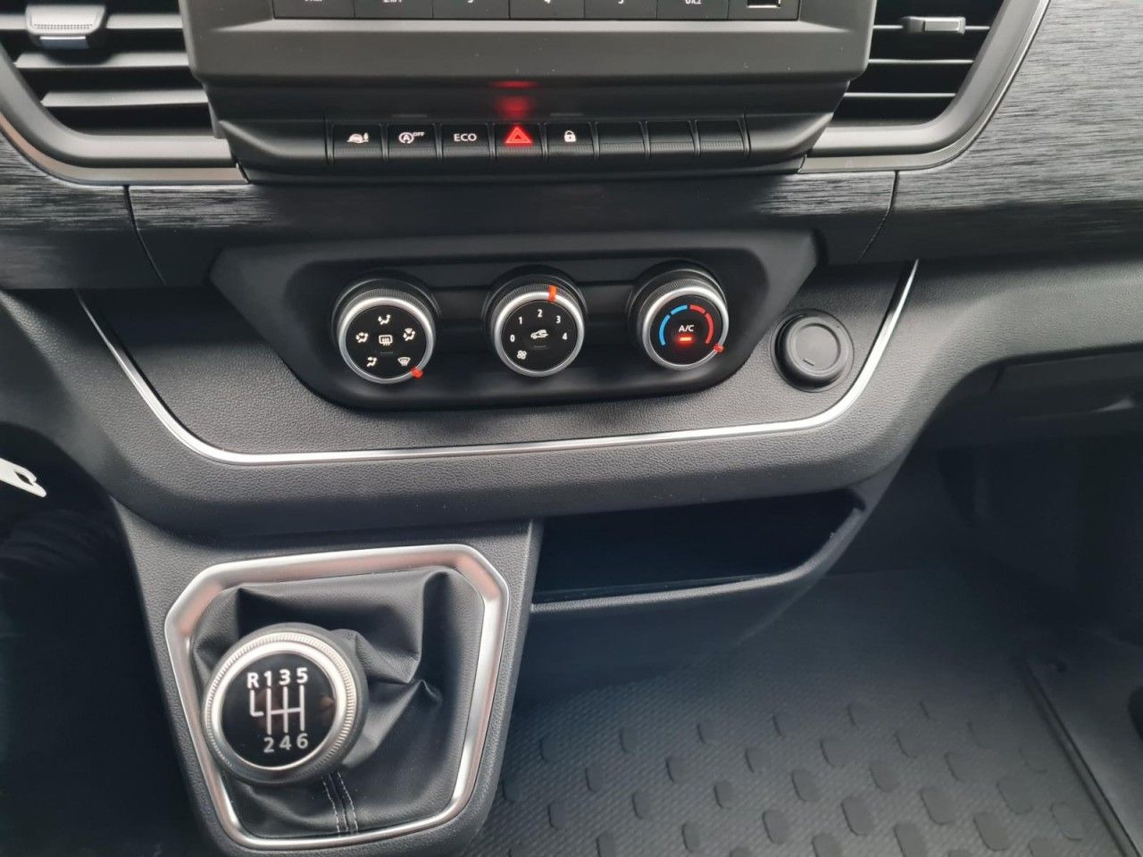 Легковой автомобиль Renault Trafic Kombi 9-Sitze L2 Grand Equilibre KLIMA TE: фото 25