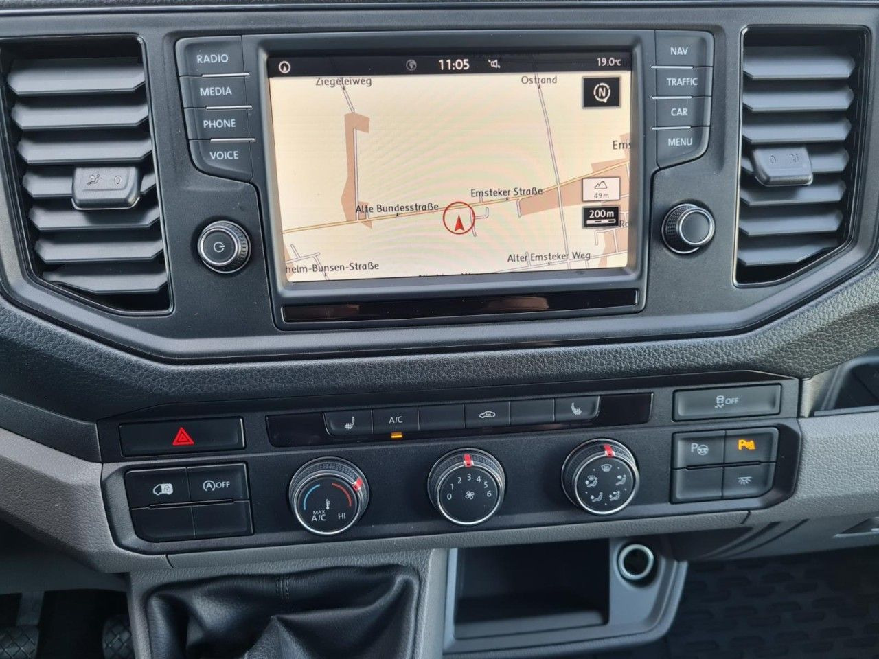 Цельнометаллический фургон Volkswagen Crafter 35 Kasten TDI MR L3H3 RWD AHK: фото 13