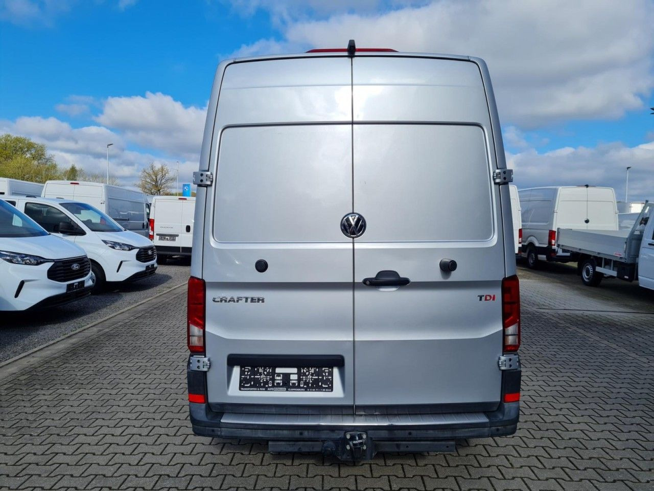 Volkswagen Crafter 35 Kasten TDI MR hoch NAVI KLIMA TEMPOMA - Цельнометаллический фургон: фото 5 Volkswagen Crafter 35 Kasten TDI MR hoch NAVI KLIMA TEMPOMA - Цельнометаллический фургон: фото 5