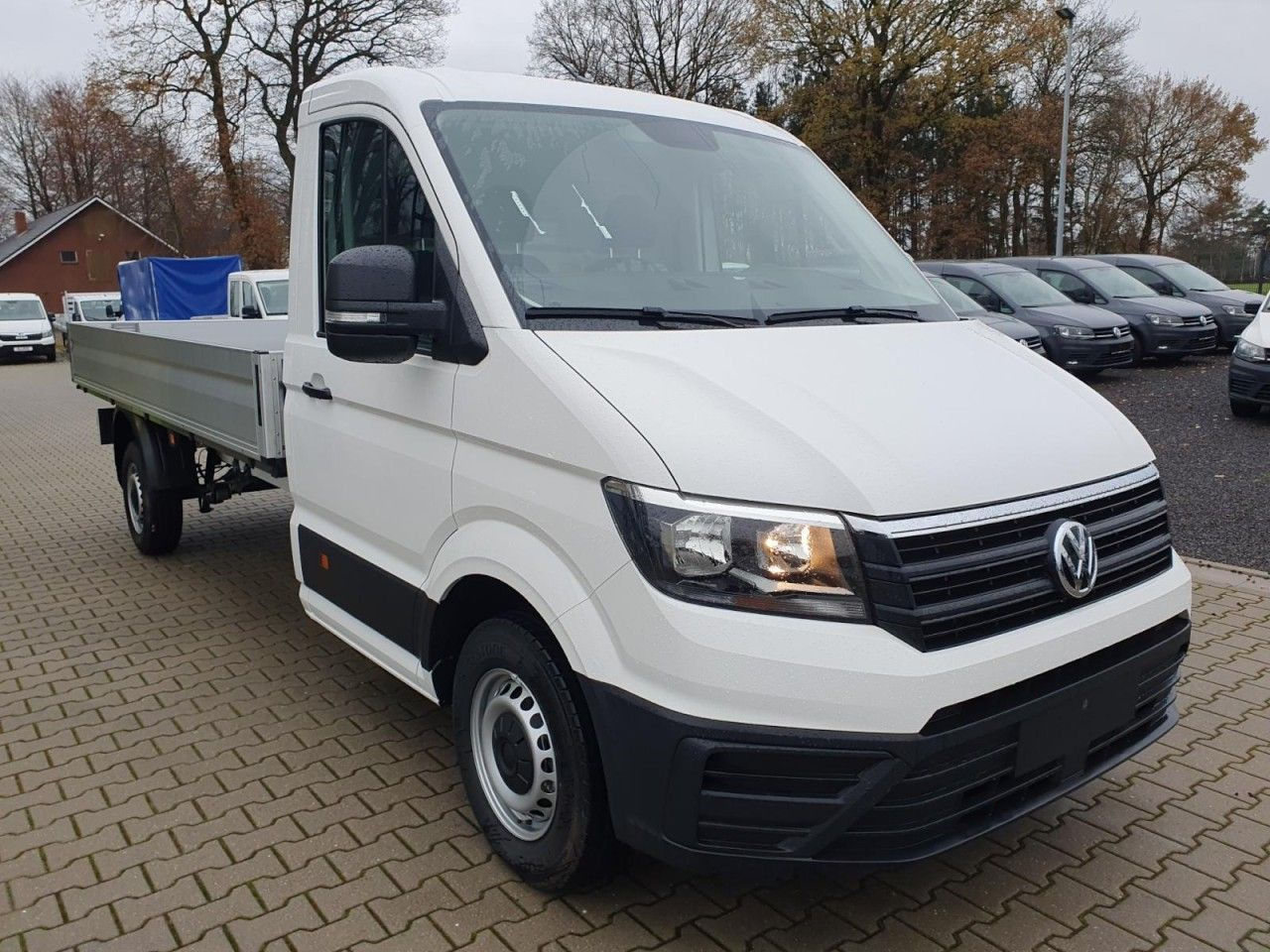 Volkswagen Crafter 35 Pritsche TDi L4 lang KLIMA TEMPOMAT - Малотоннажный бортовой грузовик: фото 3 Volkswagen Crafter 35 Pritsche TDi L4 lang KLIMA TEMPOMAT - Малотоннажный бортовой грузовик: фото 3