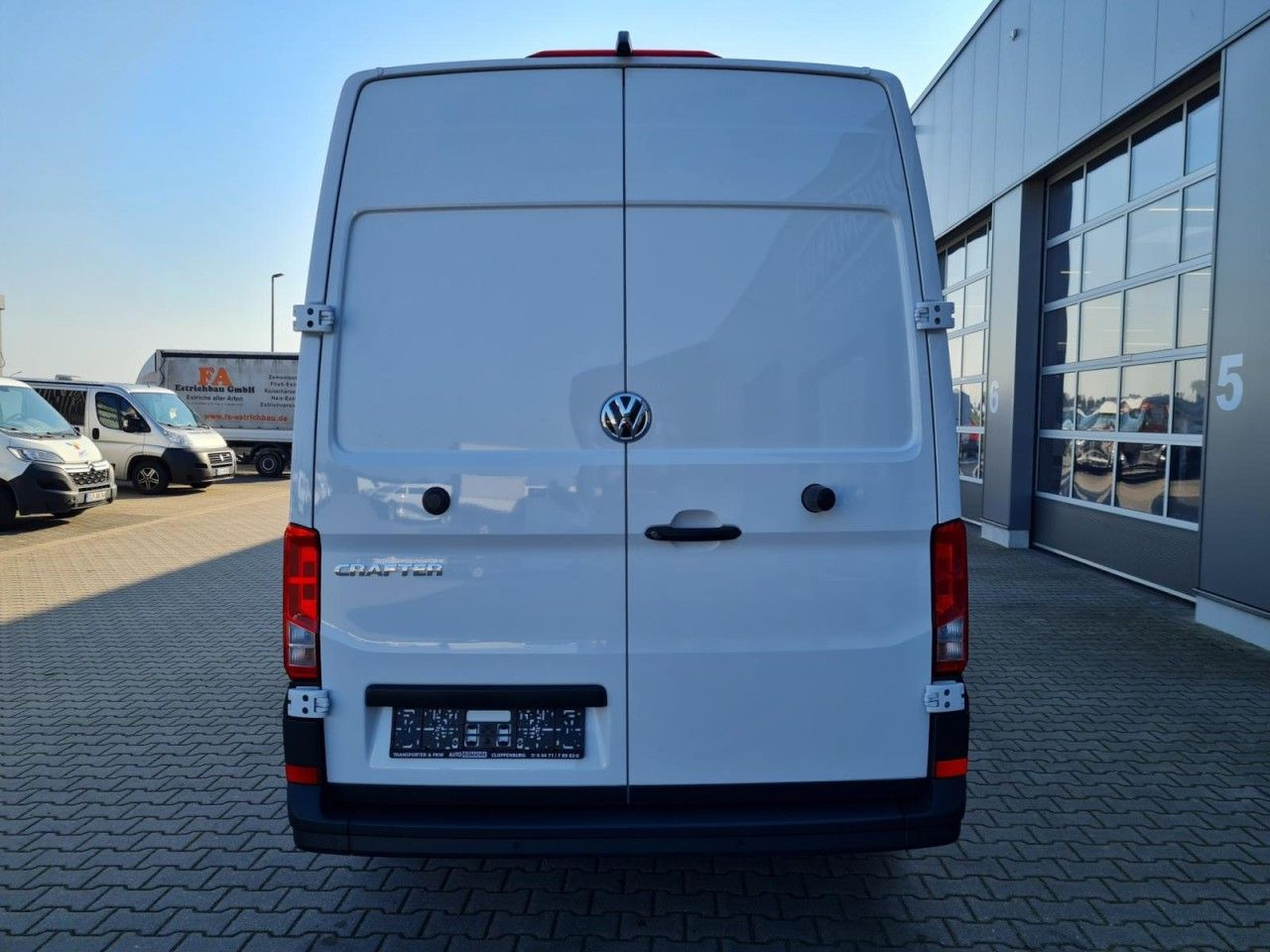 Volkswagen Crafter Kasten MR L3H3 KLIMA TEMPOMAT Mod. 25 - Легковой фургон: фото 5 Volkswagen Crafter Kasten MR L3H3 KLIMA TEMPOMAT Mod. 25 - Легковой фургон: фото 5