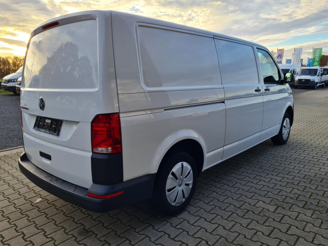 Volkswagen T6.1 Kasten TDI lang L2H1 DSG PDC KLIMA KAMERA - Легковой фургон: фото 4 Volkswagen T6.1 Kasten TDI lang L2H1 DSG PDC KLIMA KAMERA - Легковой фургон: фото 4