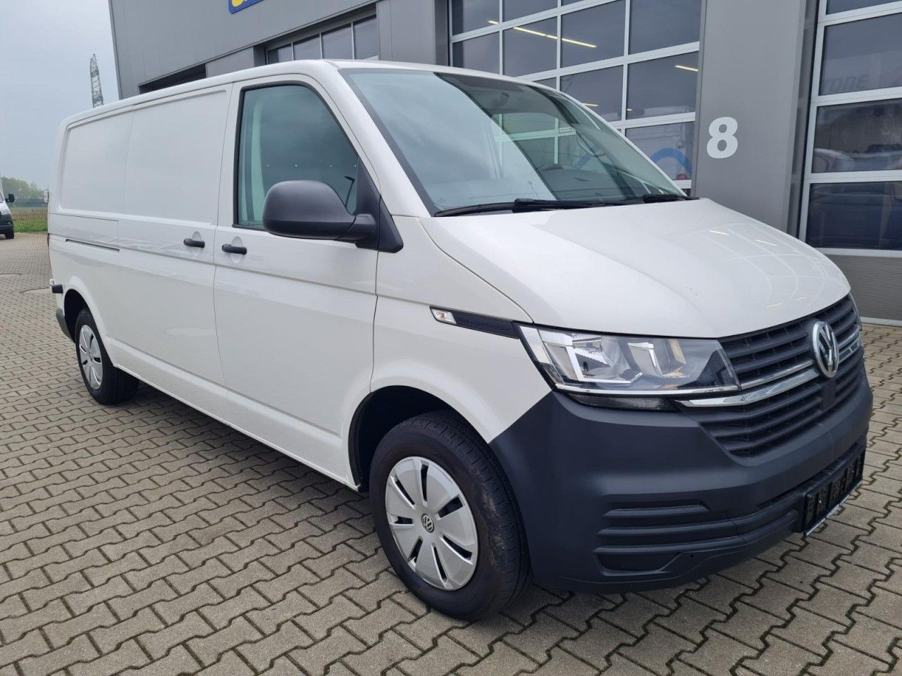 Volkswagen T6.1 Kasten lang Flügeltüren KLIMA KOMFORT PDC - Легковой фургон: фото 3 Volkswagen T6.1 Kasten lang Flügeltüren KLIMA KOMFORT PDC - Легковой фургон: фото 3