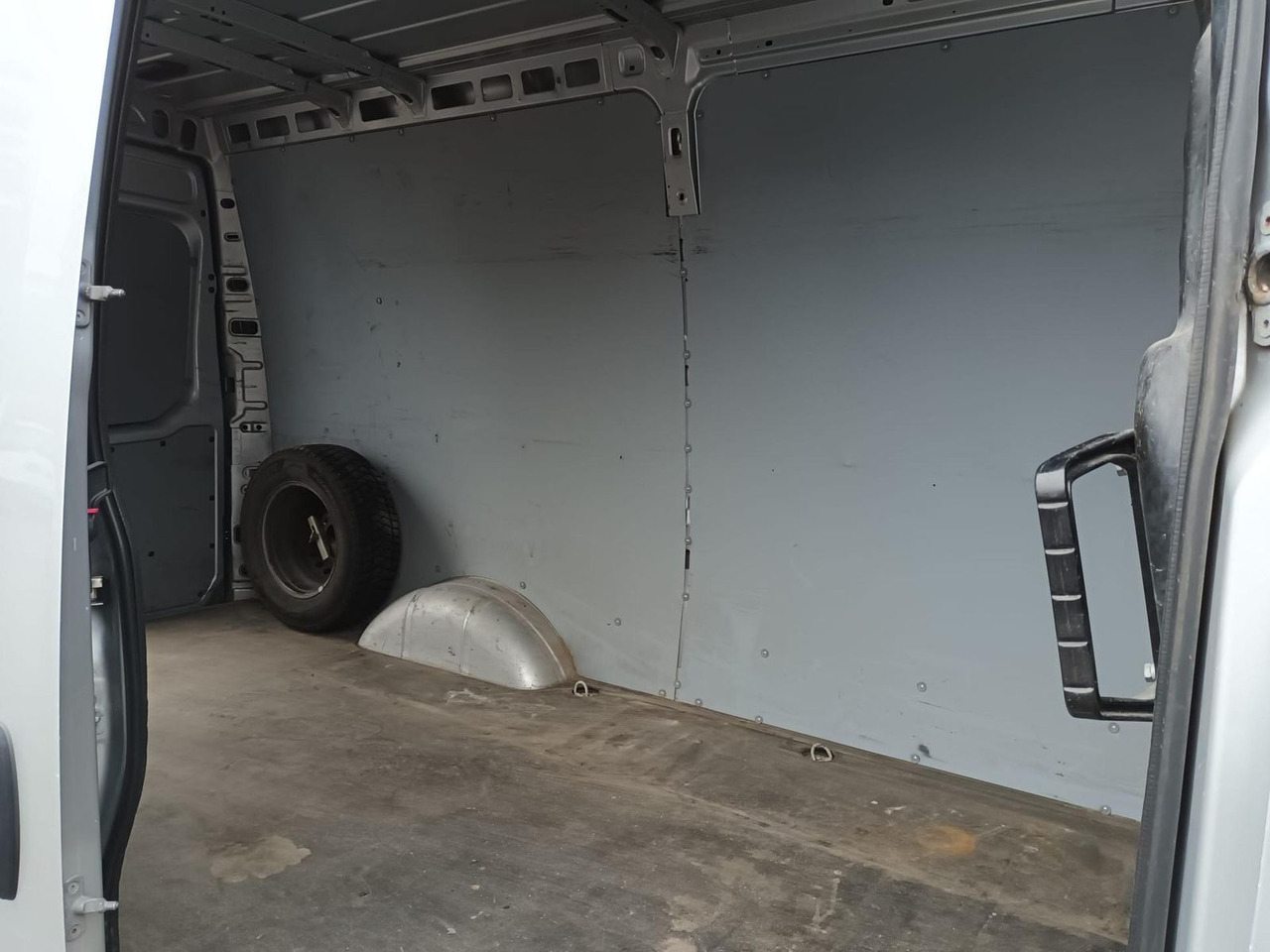Цельнометаллический фургон Iveco Daily 35S12V 3520L AHK Dachträger 85 kW (116 ...: фото 11