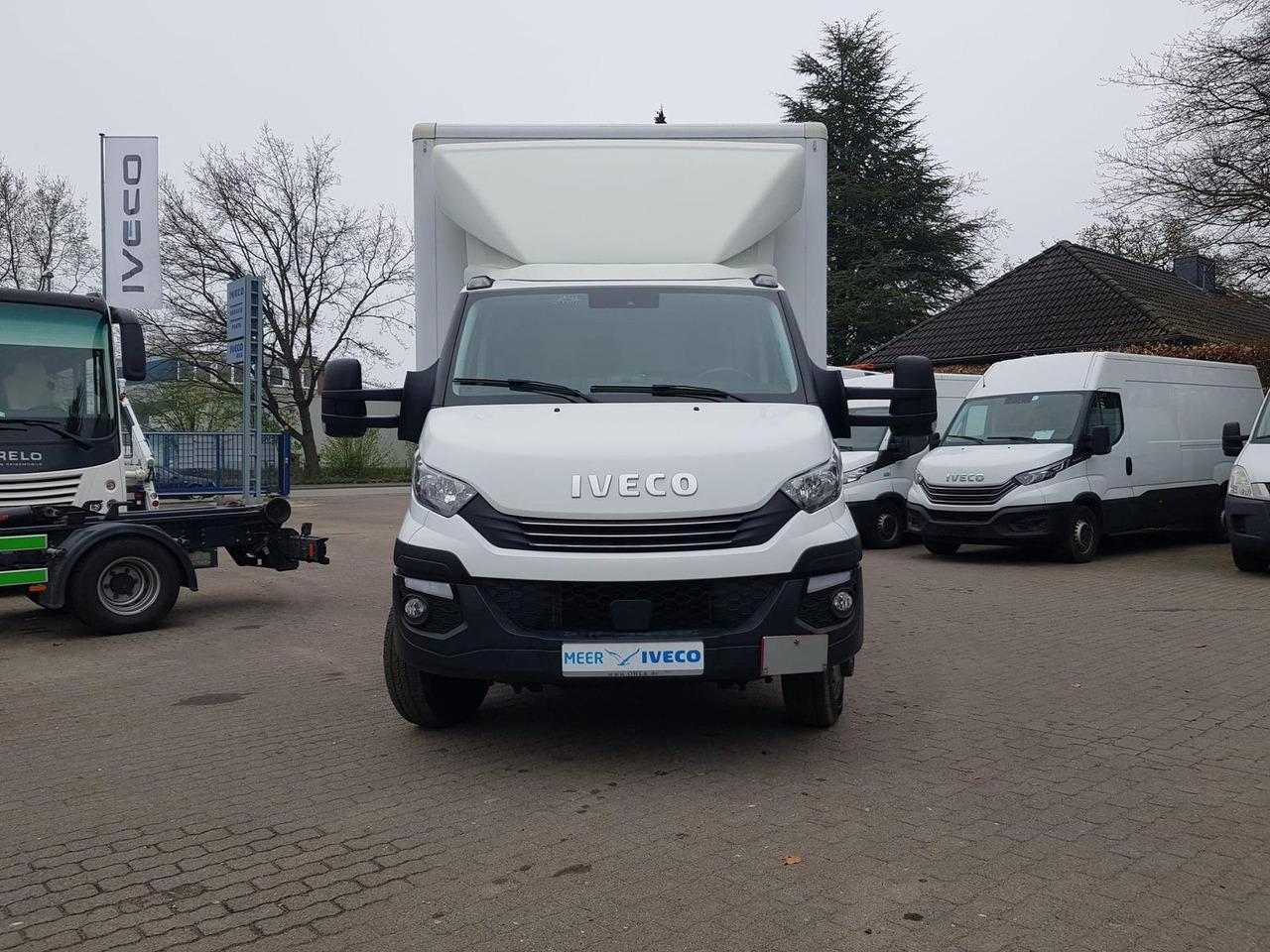 Iveco Daily 70C18HA8/P Koffer, Luftfederung, Kamera... - Фургон с закрытым кузовом: фото 2 Iveco Daily 70C18HA8/P Koffer, Luftfederung, Kamera... - Фургон с закрытым кузовом: фото 2