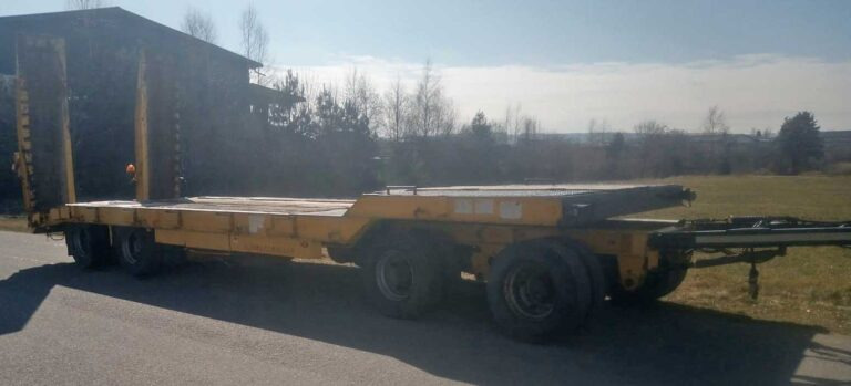 Schwarzmüller TÜ40/100 – 4-axle low loader / 4-Achs-Tieflader - Низкорамный прицеп: фото 1 Schwarzmüller TÜ40/100 – 4-axle low loader / 4-Achs-Tieflader - Низкорамный прицеп: фото 1