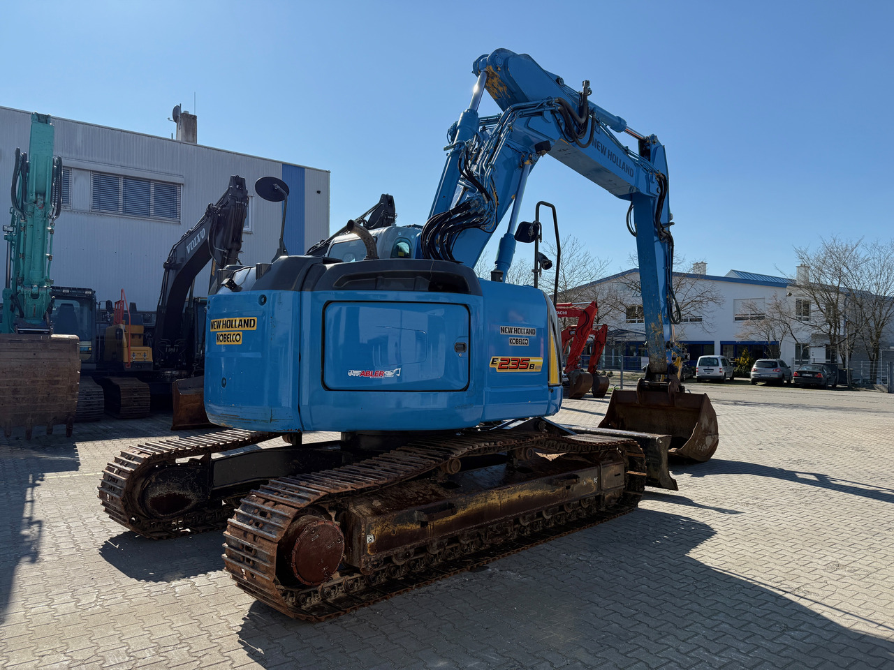 New Holland Kobeclo E235 BSR-2 Nullheck Kettenbagger MS21 - Экскаватор: фото 4 New Holland Kobeclo E235 BSR-2 Nullheck Kettenbagger MS21 - Экскаватор: фото 4