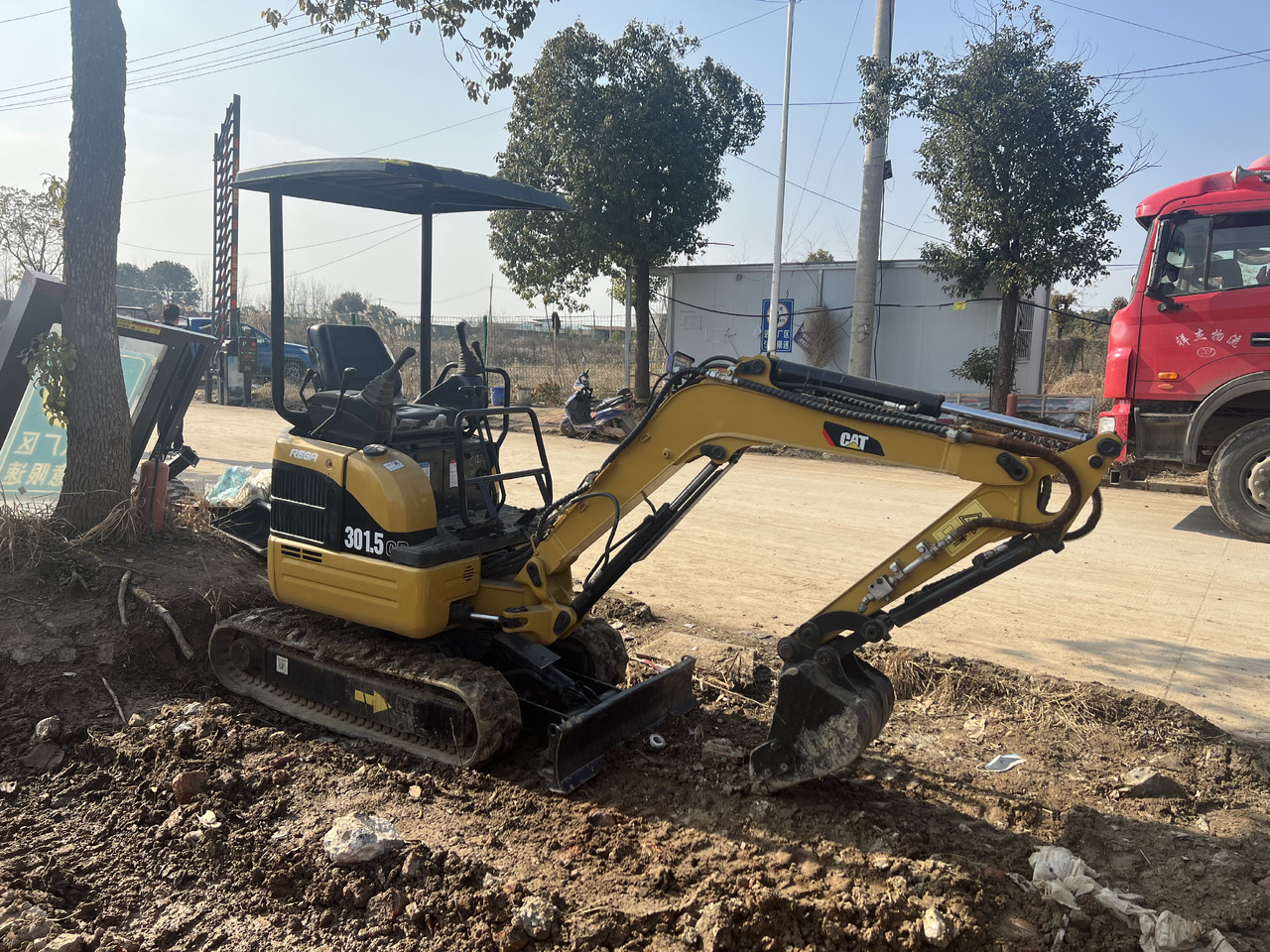 Caterpillar 301.5CR - Мини-экскаватор: фото 3 Caterpillar 301.5CR - Мини-экскаватор: фото 3