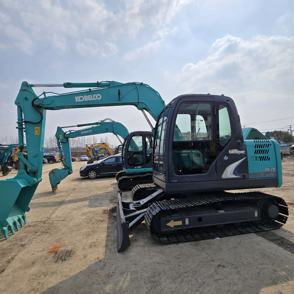 KOBELCO SK75 - Мини-экскаватор: фото 5 KOBELCO SK75 - Мини-экскаватор: фото 5