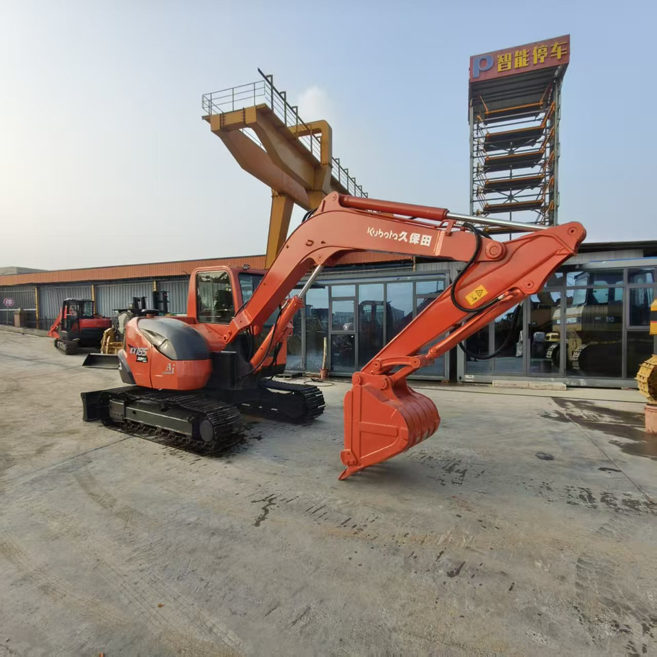 KUBOTA KX185 - Мини-экскаватор: фото 3 KUBOTA KX185 - Мини-экскаватор: фото 3