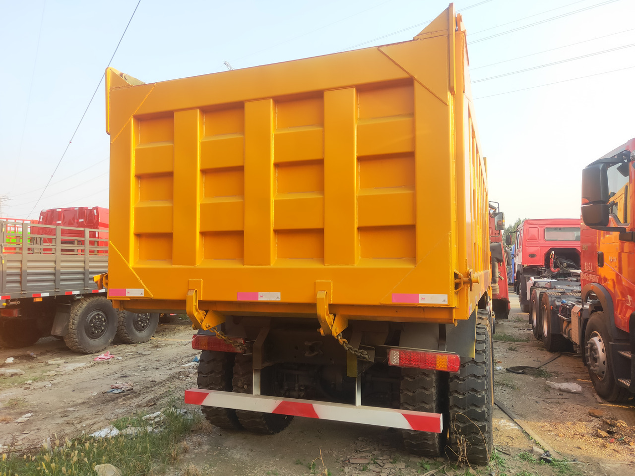Shacman F3000 6*4 Dump truck - Самосвал: фото 4 Shacman F3000 6*4 Dump truck - Самосвал: фото 4