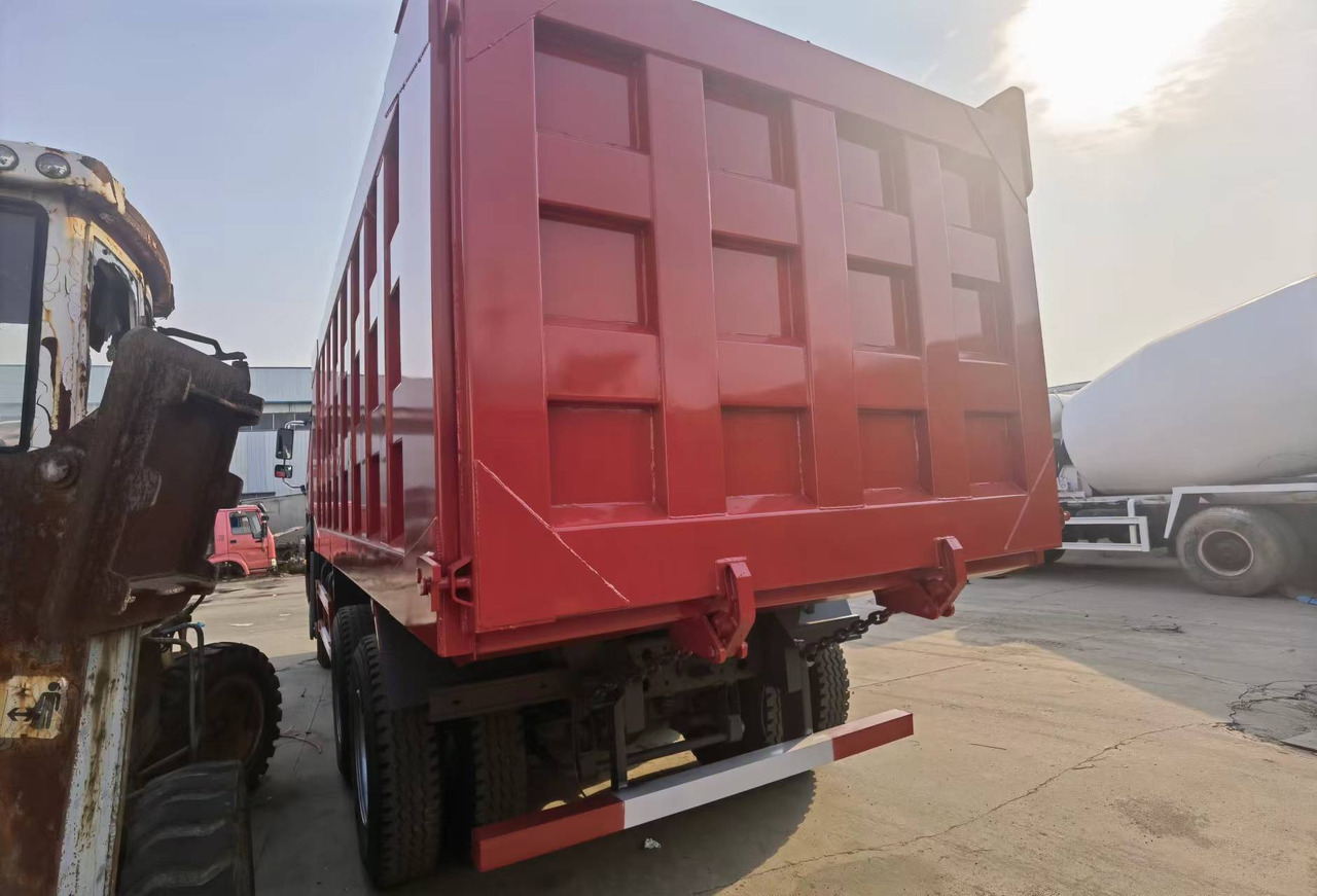 Самосвал Sinotruk HOWO 6*4 Dump truck: фото 6