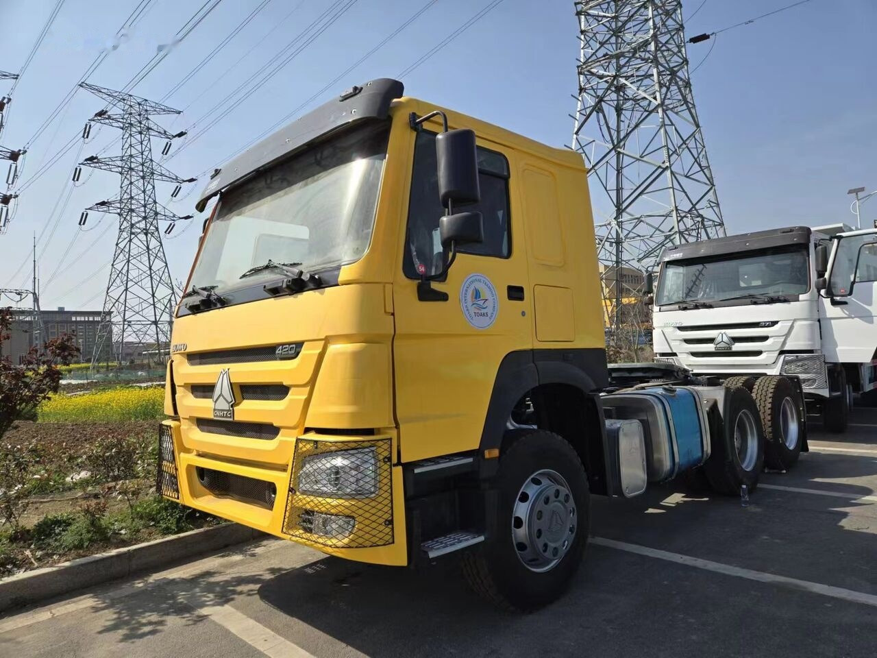 Howo 6x4 - Тягач: фото 1 Howo 6x4 - Тягач: фото 1