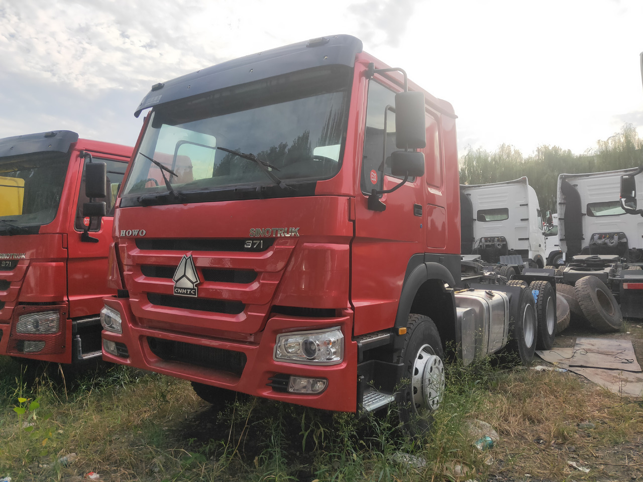 Sinotruk HOWO 371 6*4 Tractor - Тягач: фото 1 Sinotruk HOWO 371 6*4 Tractor - Тягач: фото 1