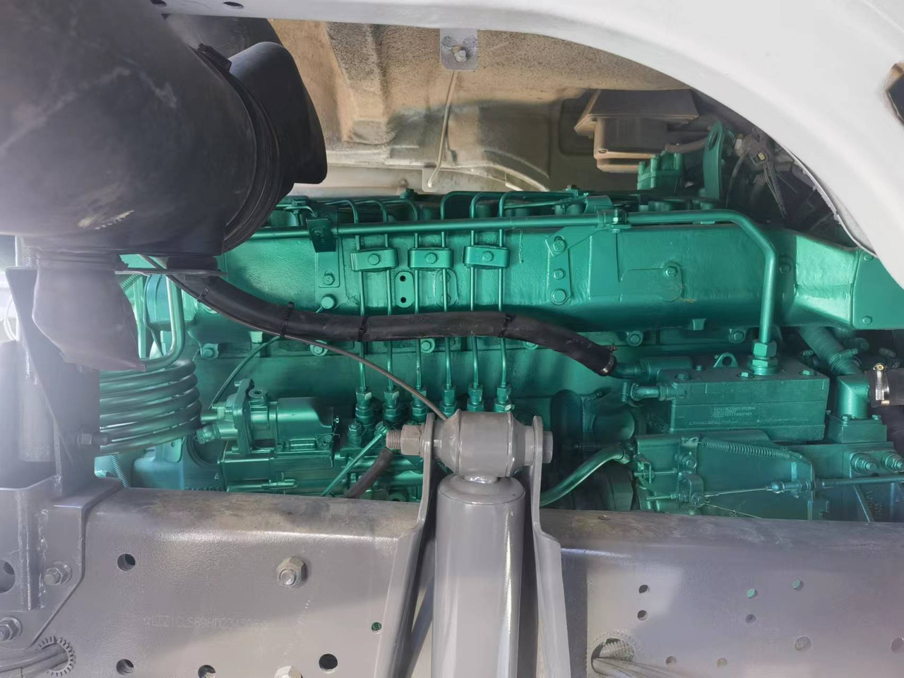 Sinotruk HOWO 371 Tractor - Тягач: фото 5 Sinotruk HOWO 371 Tractor - Тягач: фото 5