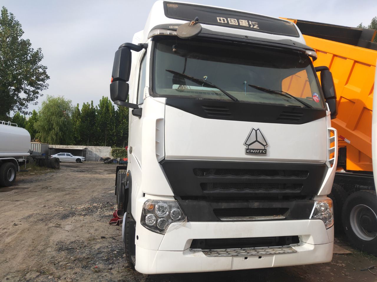 Sinotruk HOWO A7 6*4 Tractor - Тягач: фото 1 Sinotruk HOWO A7 6*4 Tractor - Тягач: фото 1