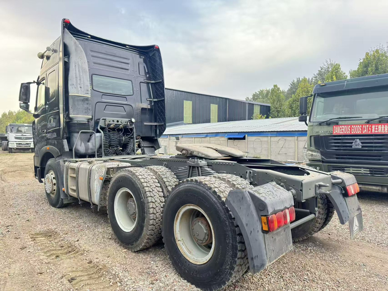 Sinotruk HOWO A7 - Тягач: фото 4 Sinotruk HOWO A7 - Тягач: фото 4