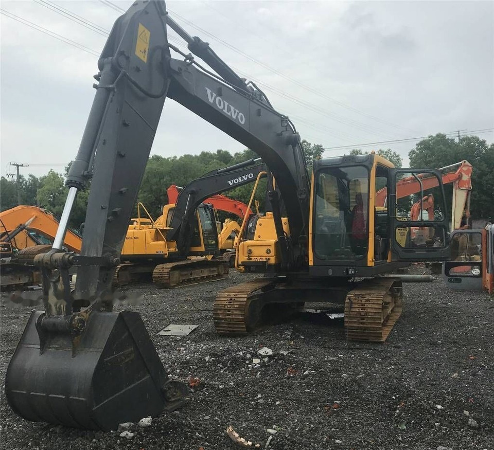 Volvo EC 140 B LC - Гусеничный экскаватор: фото 1 Volvo EC 140 B LC - Гусеничный экскаватор: фото 1